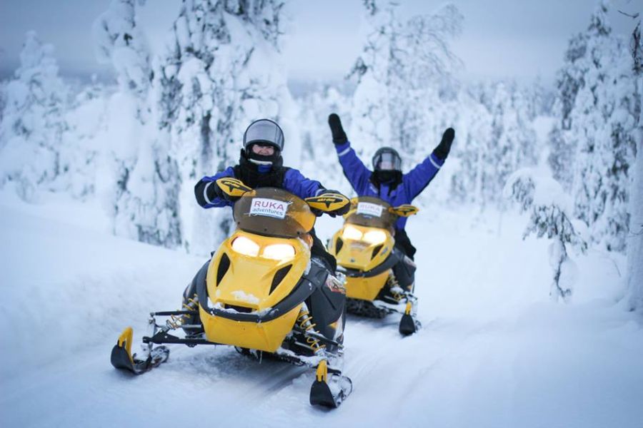 Aurora_snowmobile